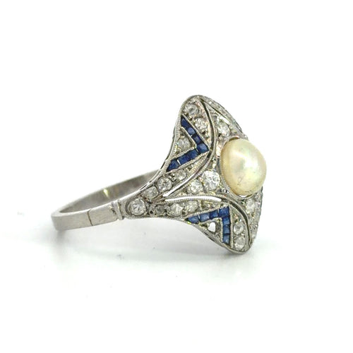 Bague 54 Art déco - Bague en platine avec perle, diamants et saphirs 58 Facettes