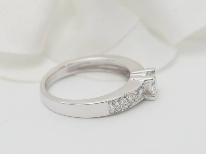 Bague 51 Bague solitaire en or blanc avec diamants, 0,28 ct 58 Facettes F4581