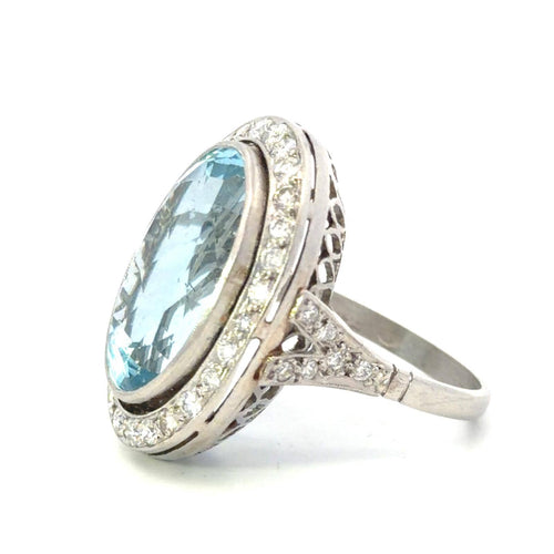Bague 54 Bague ovale en platine avec aigue-marine et diamants 58 Facettes