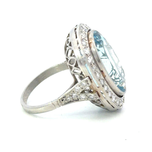 Bague 54 Bague ovale en platine avec aigue-marine et diamants 58 Facettes