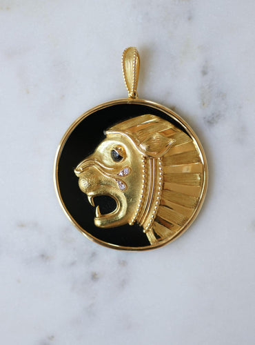 Pendentif Jean & Pierre Bellin - Pendentif Zodiaque Lion en or jaune, onyx et diamants 58 Facettes
