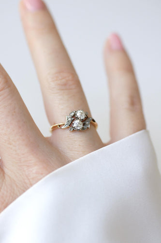 Bague 57 Toi et Moi - Bague en or jaune, platine et diamants 58 Facettes