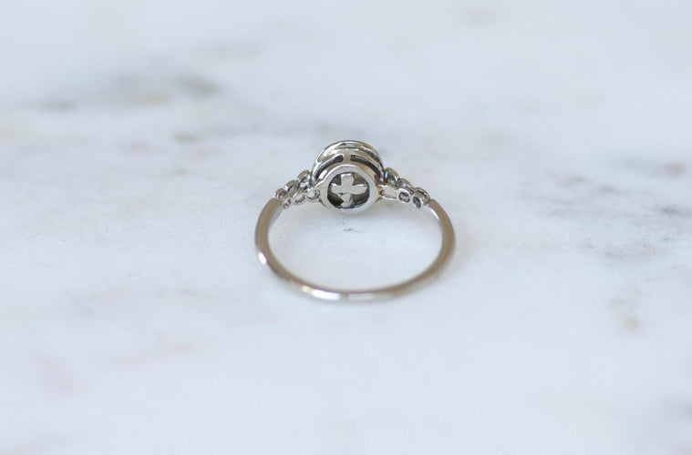Bague 57 Bague ancienne - Couronne de comte en platine et diamants 58 Facettes