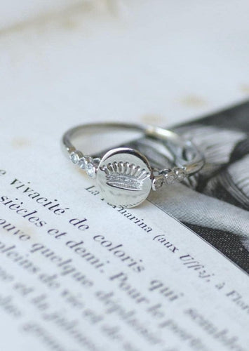 Bague 57 Bague ancienne - Couronne de comte en platine et diamants 58 Facettes
