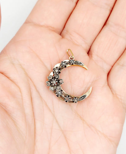 Pendentif Pendentif croissant victorien en or 18k, argent et diamants taille rose 58 Facettes A07442