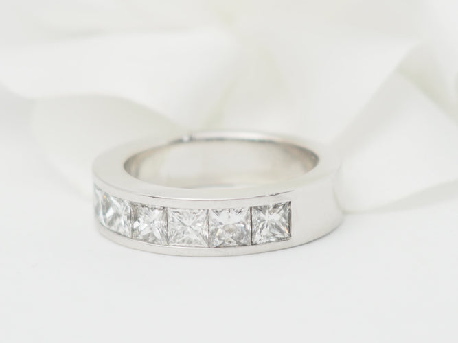 Bague 53 Alliance - Demi-alliance en or blanc et diamants 58 Facettes 33243