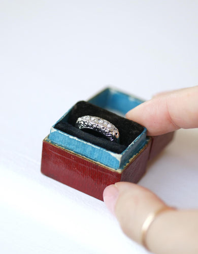 Bague Bague jarretière Art déco en platine et diamants 58 Facettes