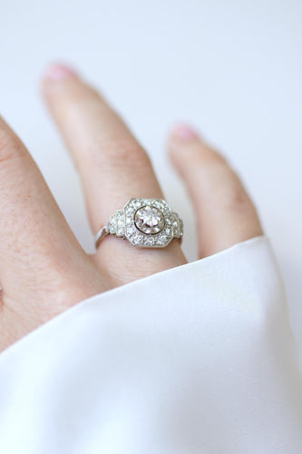 Bague Art Déco - Bague octogonale en platine et diamants 58 Facettes