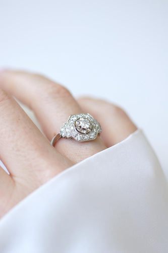 Bague Art Déco - Bague octogonale en platine et diamants 58 Facettes