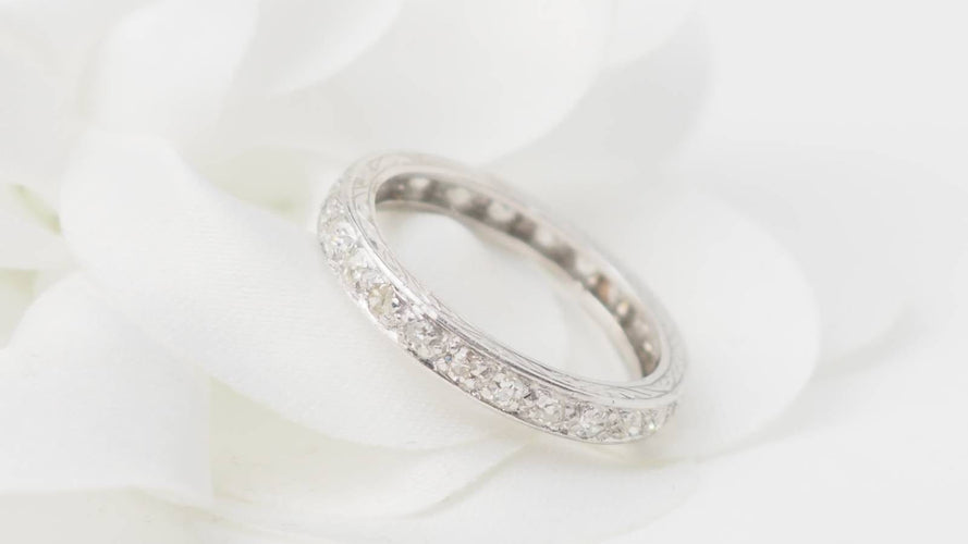 Bague 53 Alliance américaine en platine 850 et diamants, 0,80 ct 58 Facettes 31755