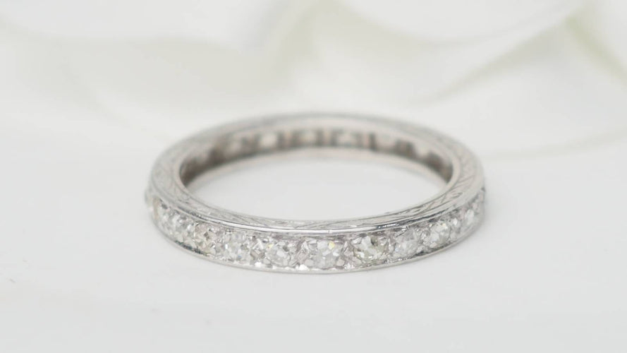 Bague 53 Alliance américaine en platine 850 et diamants, 0,80 ct 58 Facettes 31755