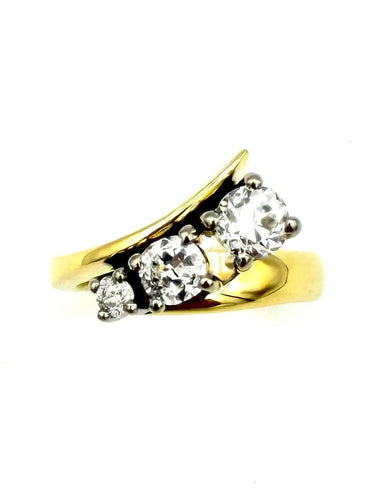 Bague 52 Bague trilogie vintage en deux ors 18K et diamants 58 Facettes VINTAGE BG