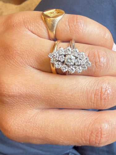 Bague 55.5 Bague marquise en or blanc et diamants 58 Facettes alcool