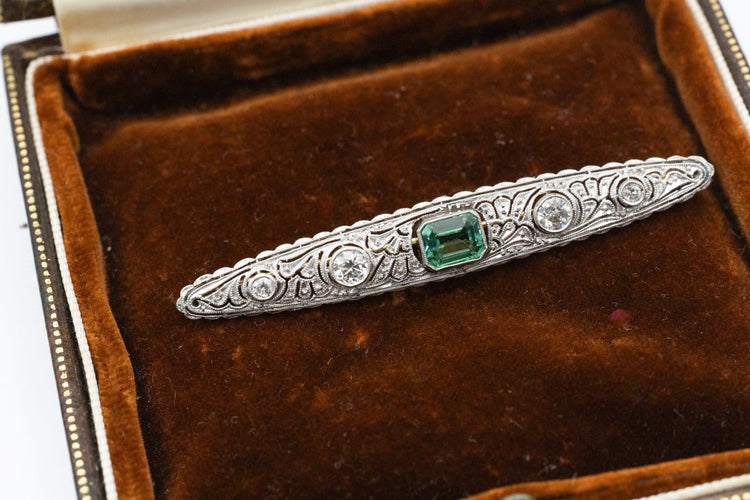 Broche Broche ancienne en platine, or jaune, diamants et tourmaline 58 Facettes 12397