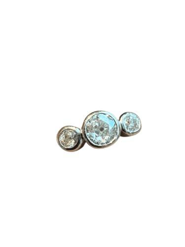 Bague 56 Trilogie - Bague jarretière en platine et diamants 58 Facettes aaanl