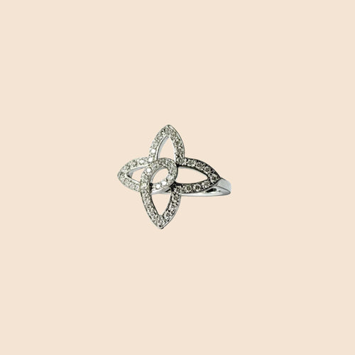 Bague 52 Louis Vuitton Blossom - Bague en or gris et diamants 58 Facettes