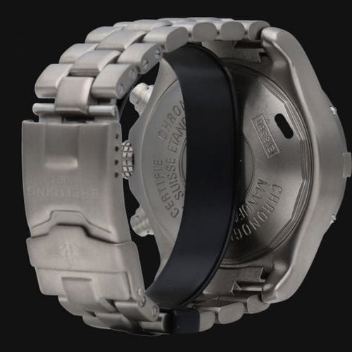 Montre Breitling Super Avenger - Montre chronographe en acier et titane 58 Facettes MT47259