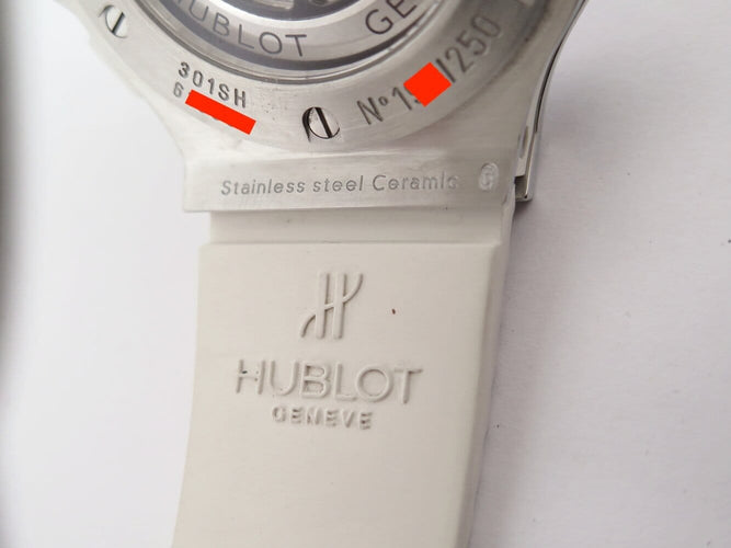 Montre Hublot Big Bang - Montre chronographe en acier et céramique 58 Facettes 275470
