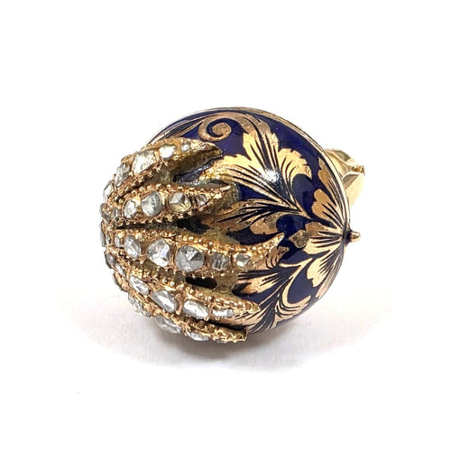 55 Bague porte-poison en or jaune, émaux et diamants 58 Facettes 449/26 B
