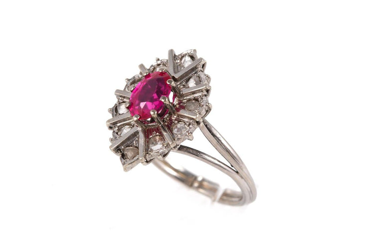 Bague 52 Art Déco - Bague en or blanc, rubis et diamants taille rose 58 Facettes 23846