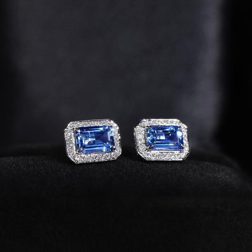 Boucles d'oreilles Boucles d'oreilles en or blanc 18K, saphirs et diamants 58 Facettes GER1043WG