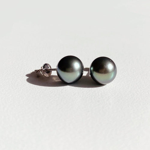 Boucles d'oreilles Underwater - Boucles d'oreilles en or blanc et perles de Tahiti 58 Facettes GER1322WG