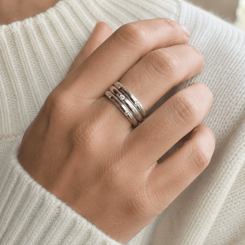 Bague 59 Bague bandeau en or blanc et diamants 58 Facettes 1.0002310/1