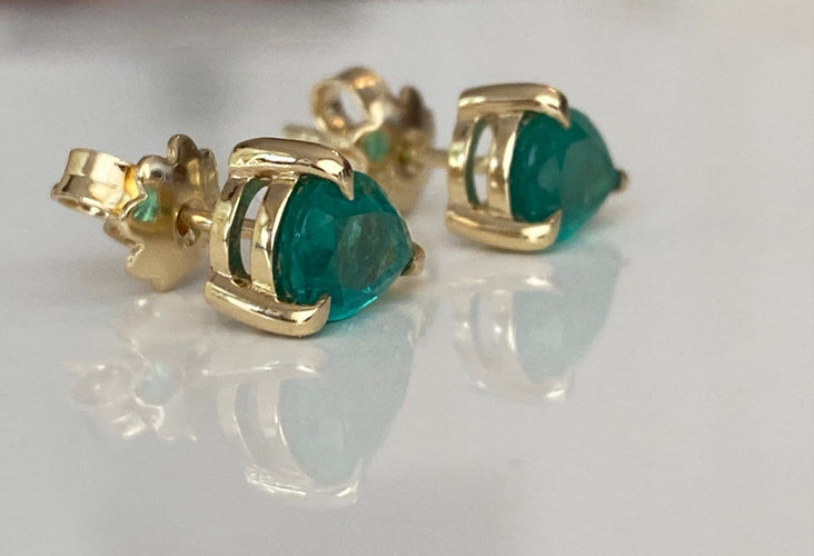 Boucles d'oreilles ALGT - Boucles d'oreilles en or jaune et émeraudes 58 Facettes earrings
