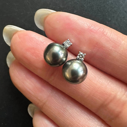 Boucles d'oreilles Aitches Underwater - Boucles d'oreilles en or blanc, perles de Tahiti et diamants 58 Facettes GER1327WG
