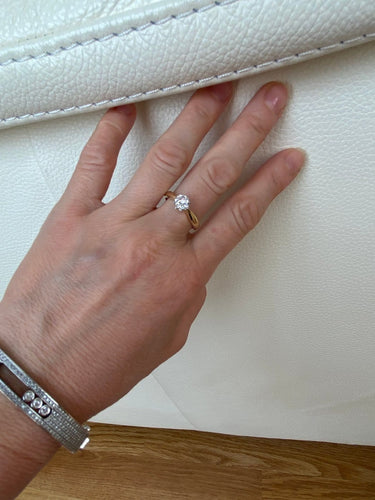 54 Bague solitaire Art déco en or jaune 14 carats, diamant 0,80 ct 58 Facettes ring