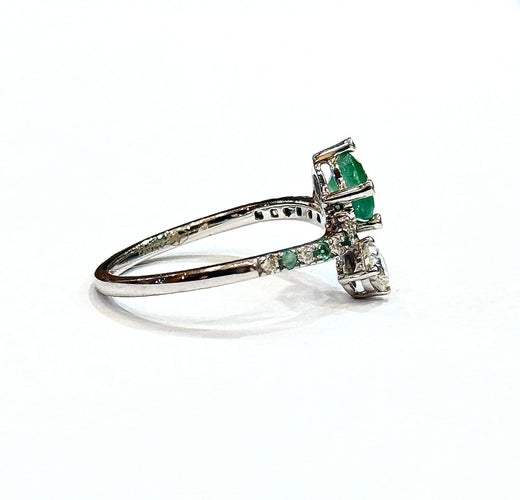 50 Mauboussin - Bague Toi et Moi en or blanc, diamants et émeraudes 58 Facettes mes