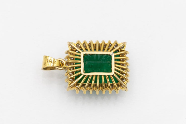 Pendentif en or 18 carats avec émeraude et diamants 58 Facettes 13437