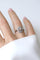 54.5 Bague Art déco ovale en platine et or blanc avec diamants 58 Facettes