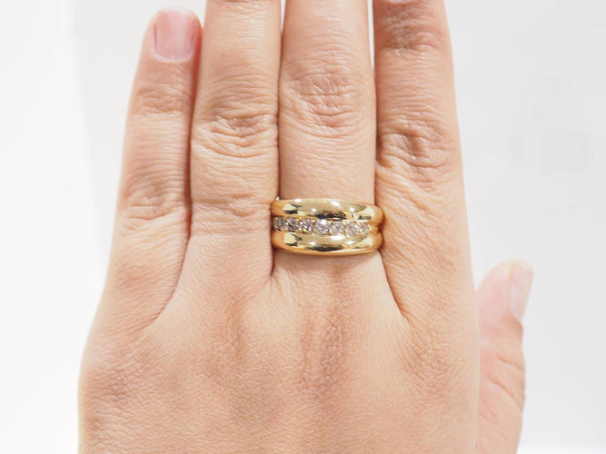 Bague 64 Bague jonc en or jaune et diamants 58 Facettes 33083