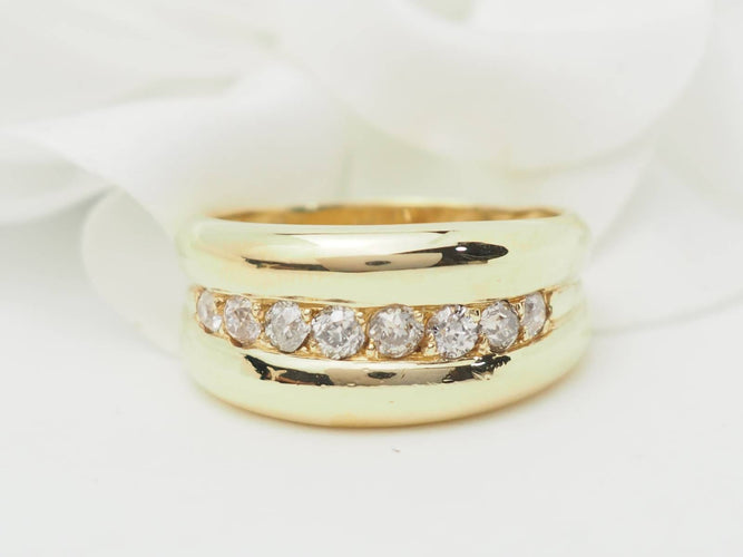 Bague 64 Bague jonc en or jaune et diamants 58 Facettes 33083