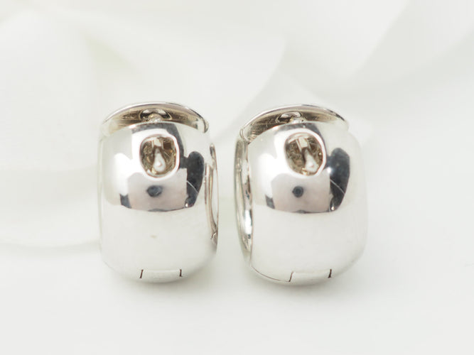 Boucles d'oreilles Créoles en or blanc 18 kt et diamants 58 Facettes 33349