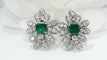 Boucles d'oreilles Boucles d’oreilles en or blanc 18 kt, diamants et émeraudes 58 Facettes 30089