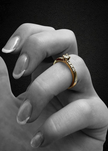 Bague 54 Biandrate Gioielli - Bague en or blanc et diamants 58 Facettes