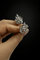 Boucles d'oreilles De Lazzari - Boucles d'oreilles en or blanc et diamants 58 Facettes