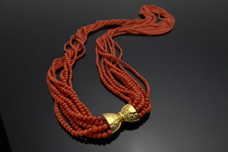 Collier Collier multifil en corail rouge et or jaune 18K 58 Facettes
