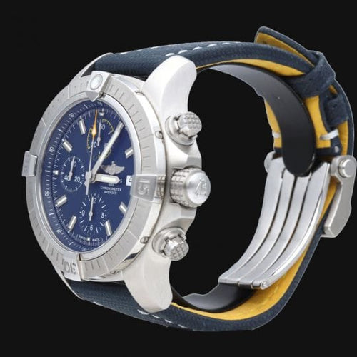 Breitling Super Avenger - Montre chronographe 45 mm en acier 58 Facettes MT47236
