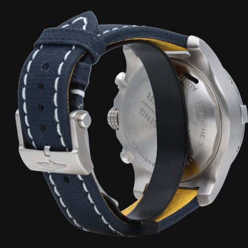 Breitling Super Avenger - Montre chronographe 45 mm en acier 58 Facettes MT47236