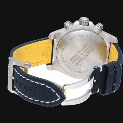 Breitling Super Avenger - Montre chronographe 45 mm en acier 58 Facettes MT47236