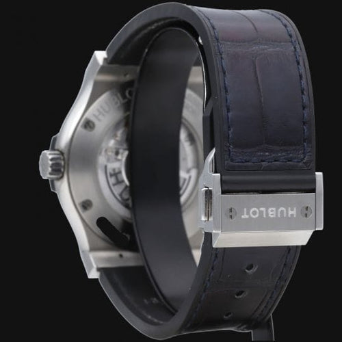 Hublot Classic Fusion - Montre 42 mm en titane 58 Facettes MT47277