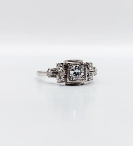 Bague 54 Bague Tank Art déco en platine et diamants 58 Facettes A07535