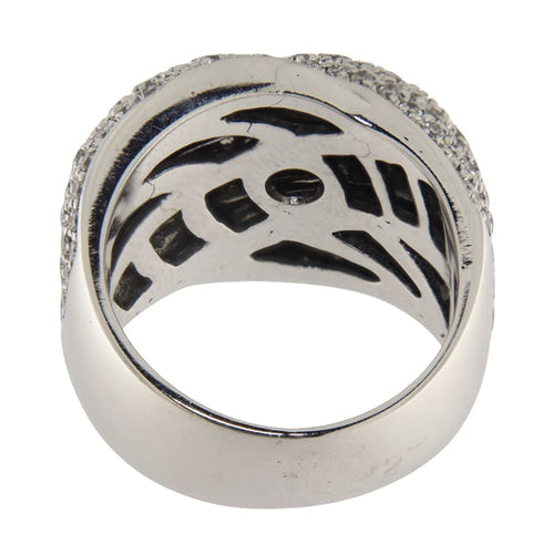 51 Bague bandeau en or blanc et diamants 1,93 ct 58 Facettes G3989
