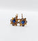 Boucles d'oreilles Dormeuses fleur Art nouveau en or 18k, verres bleus et perles 58 Facettes A07540