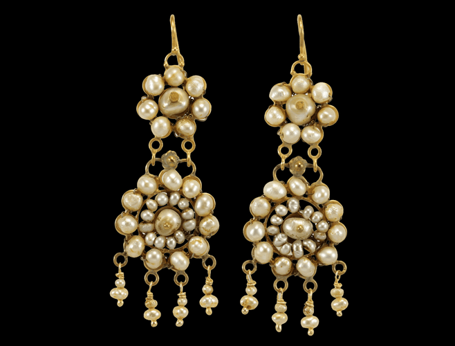 Boucles d'oreilles Boucles d'oreilles anciennes en or 14K et perles 58 Facettes 7722