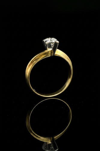 Bague 53 Salvini - Bague solitaire en or 18 carats avec diamant 0,40 ct 58 Facettes