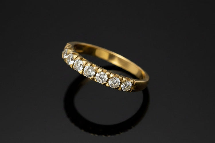Bague 62 Bague rivière - Or jaune 18k et diamants 0,35 ct (années 1960) 58 Facettes